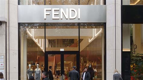 fendi roma lavora con noi|fendi job openings.